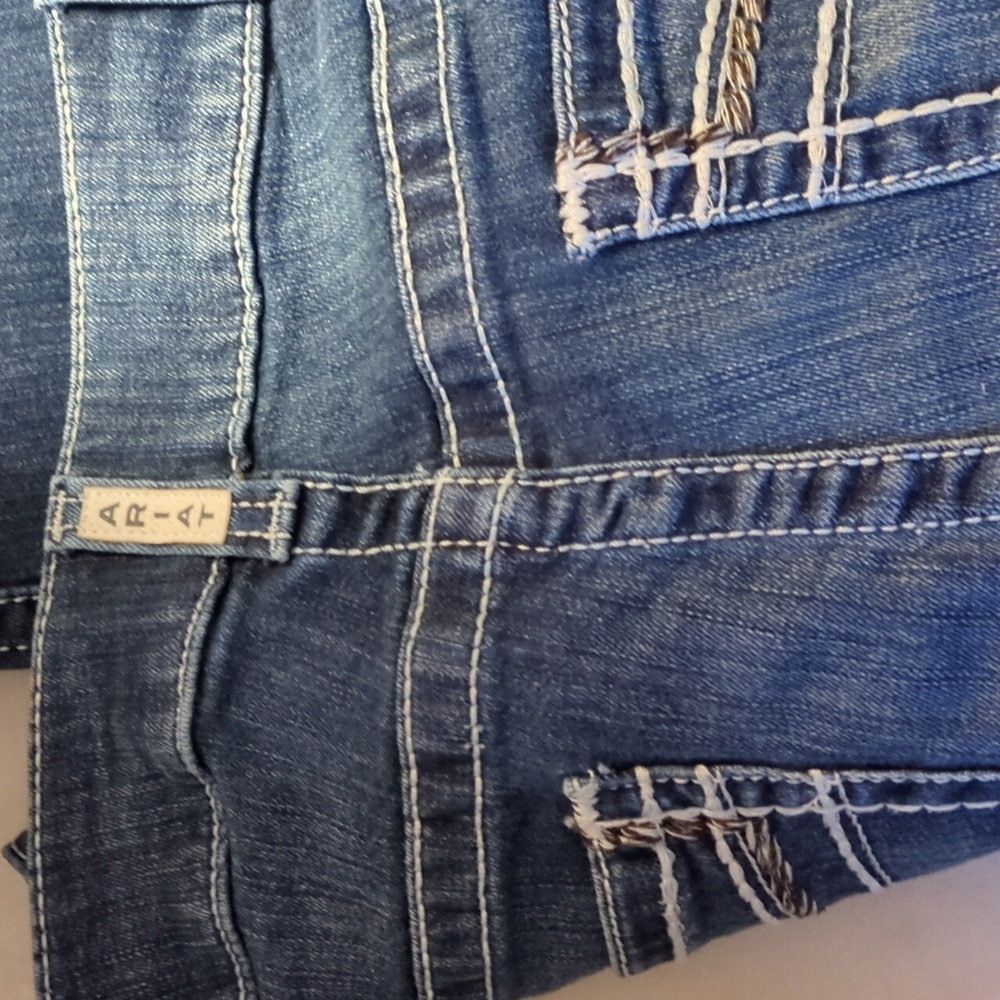 Ariat Real 34 R  Mid Rise Inseam 27.5 Good - Picture 2 of 4